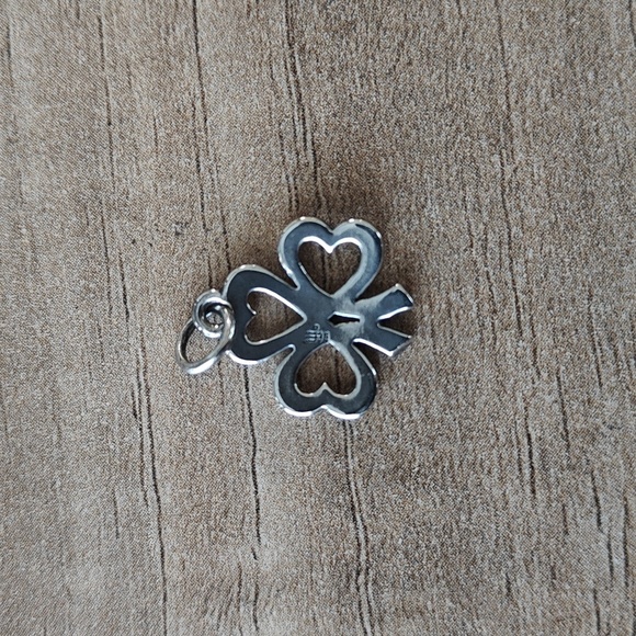 EUC James Avery Shamrock Of Hearts Charm - Picture 4 of 4